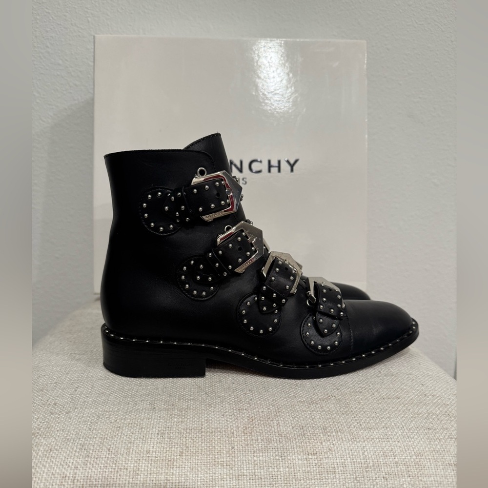 Givenchy
studded buckled boots